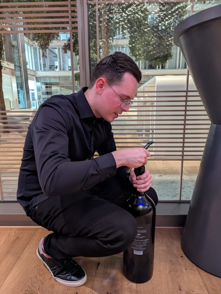 Loyamo Weihnachtsfeier Flasche 2025 1